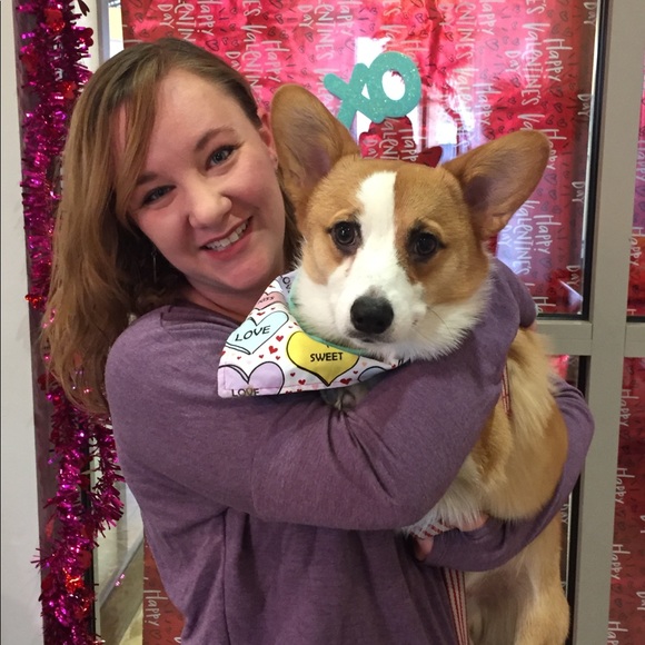 Meet your Posher, Amanda - Picture 2 of 2